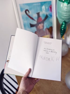 Friedrich wird 6! Deko, DIY & Geburtstagstorten für einen Räuber Hotzenplotz Mondraketen Kindergeburtstag | Pinspiration.de