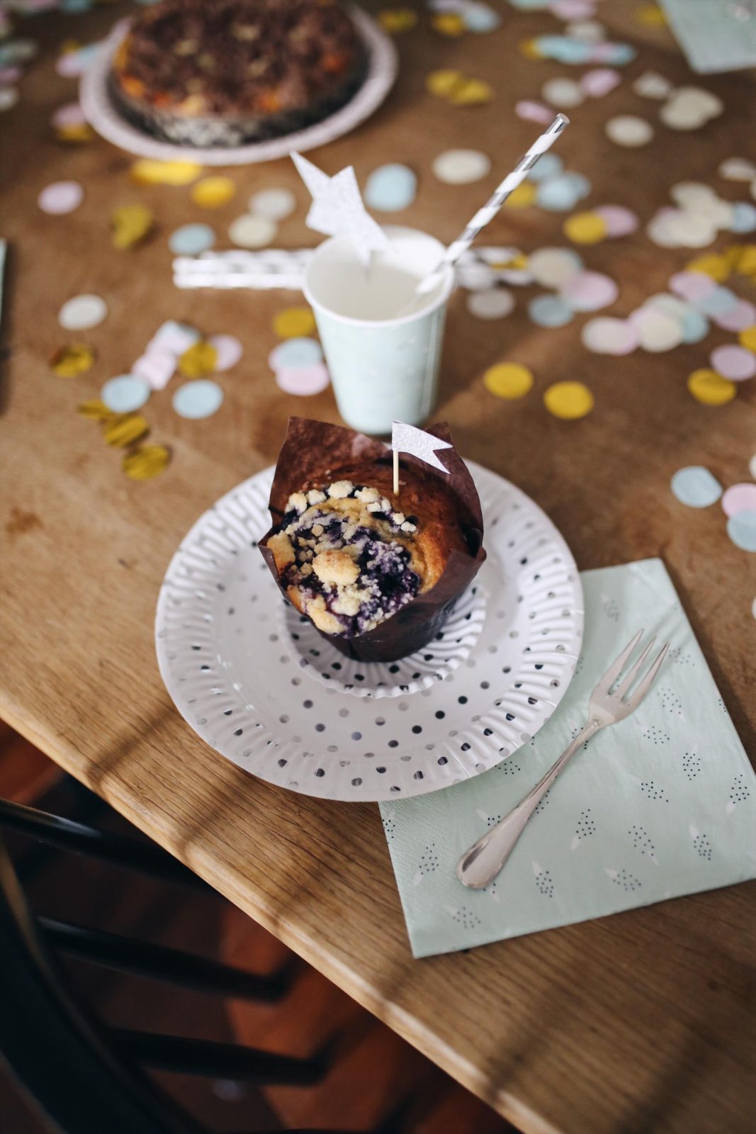 Tipps für einen entspannten Geburtstag mit russischen Zupfkuchen Rezept | #Geburtstagstipps #backende #Geburtstag #Kuchenrezept #russischerzupfkuchen #Geburtstagsideen | Pinspiration.de