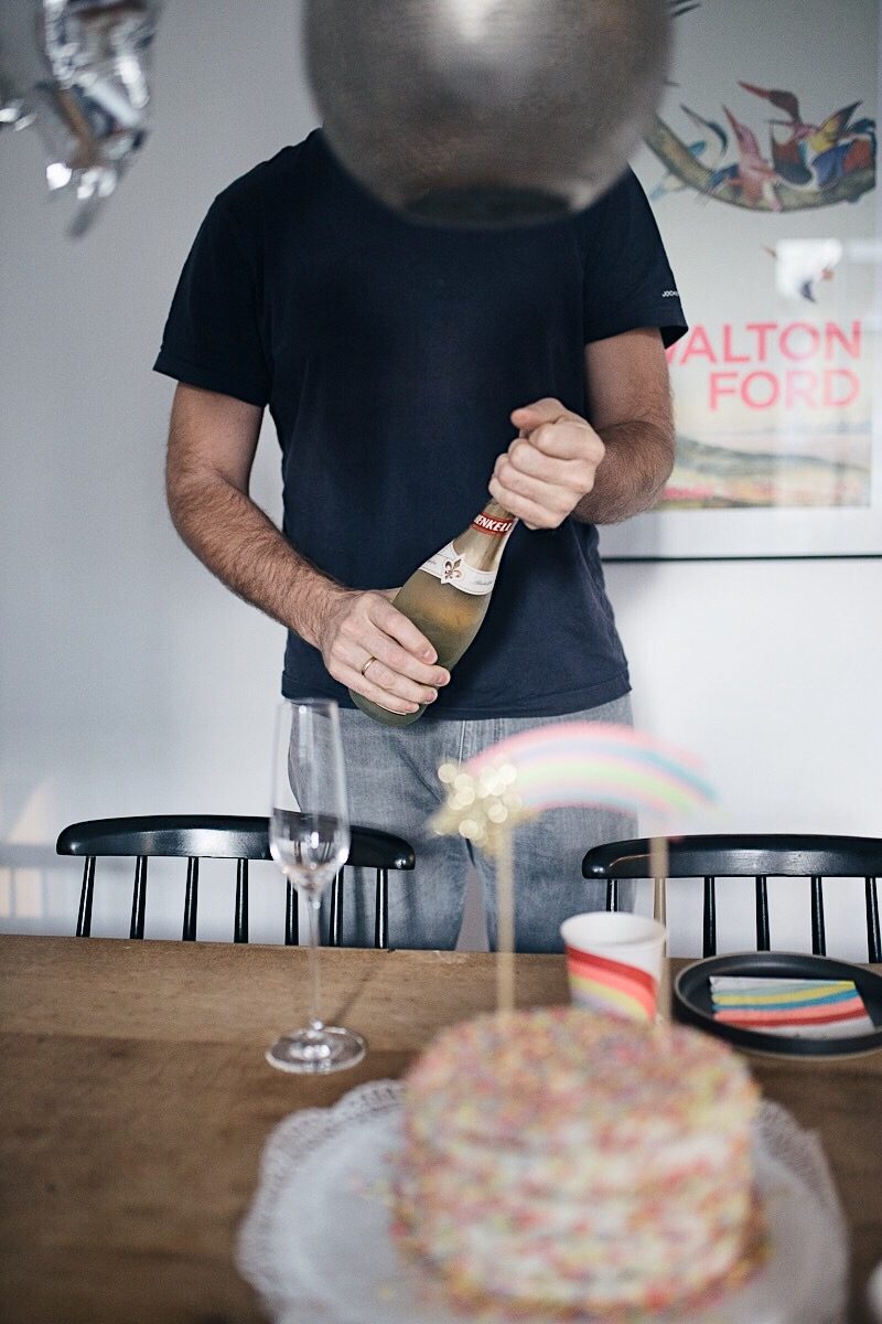 Friedrichs spritziges Regenbogen-Kindergeburtstags-Frühstück | Henkell x Pinspiration